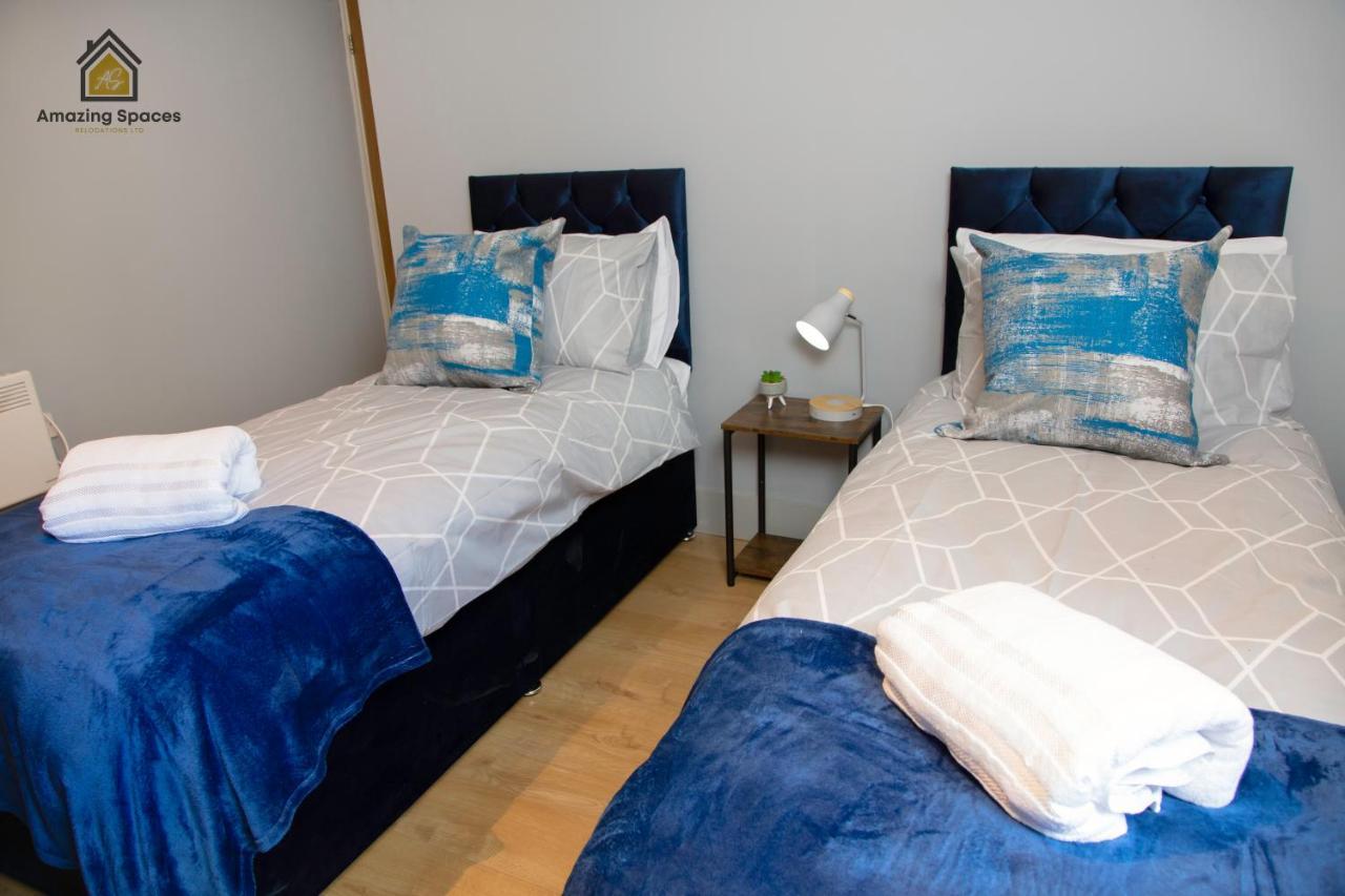 City Centre 2 Bed Flat Sleeps 3 For Work And Leisure With Free Wifi By Amazing Spaces Relocations Ltd Warrington Ngoại thất bức ảnh